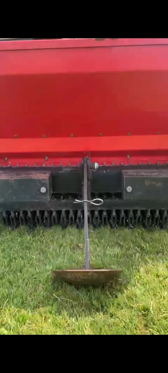 Vertiseed 804 Overseeder - Image 2
