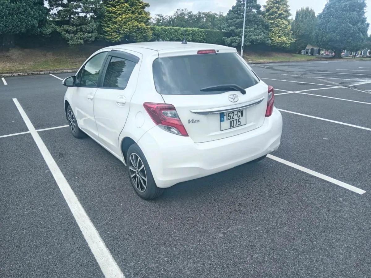 Toyota yaris automatic - Image 2