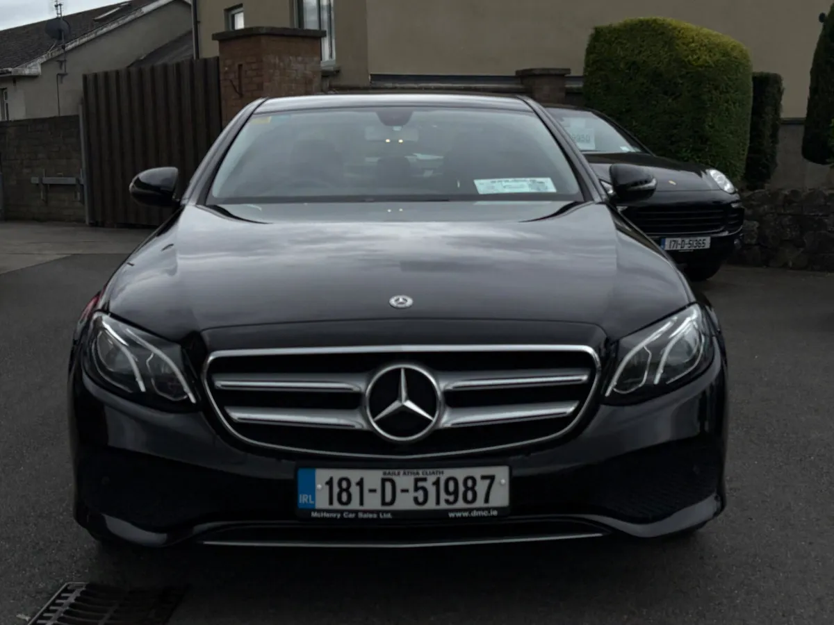 181 Mercedes-Benz E200 - Image 2