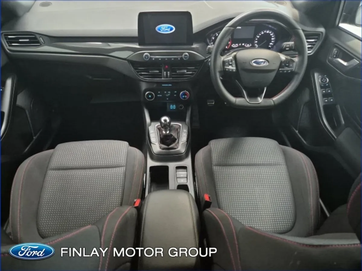 Ford Focus 1.0t Ecoboost Hybrid 125PS St-line - Image 3