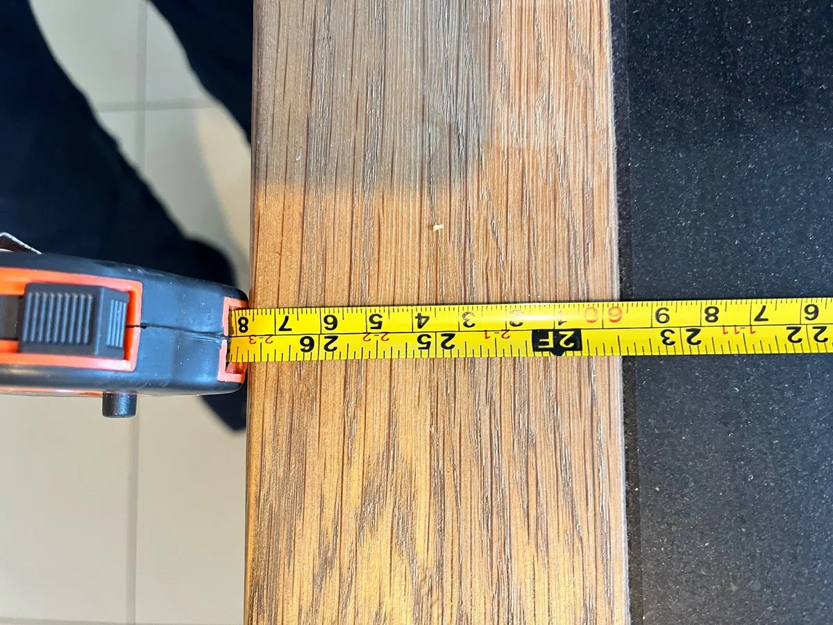 Kitchen Island - Image 1