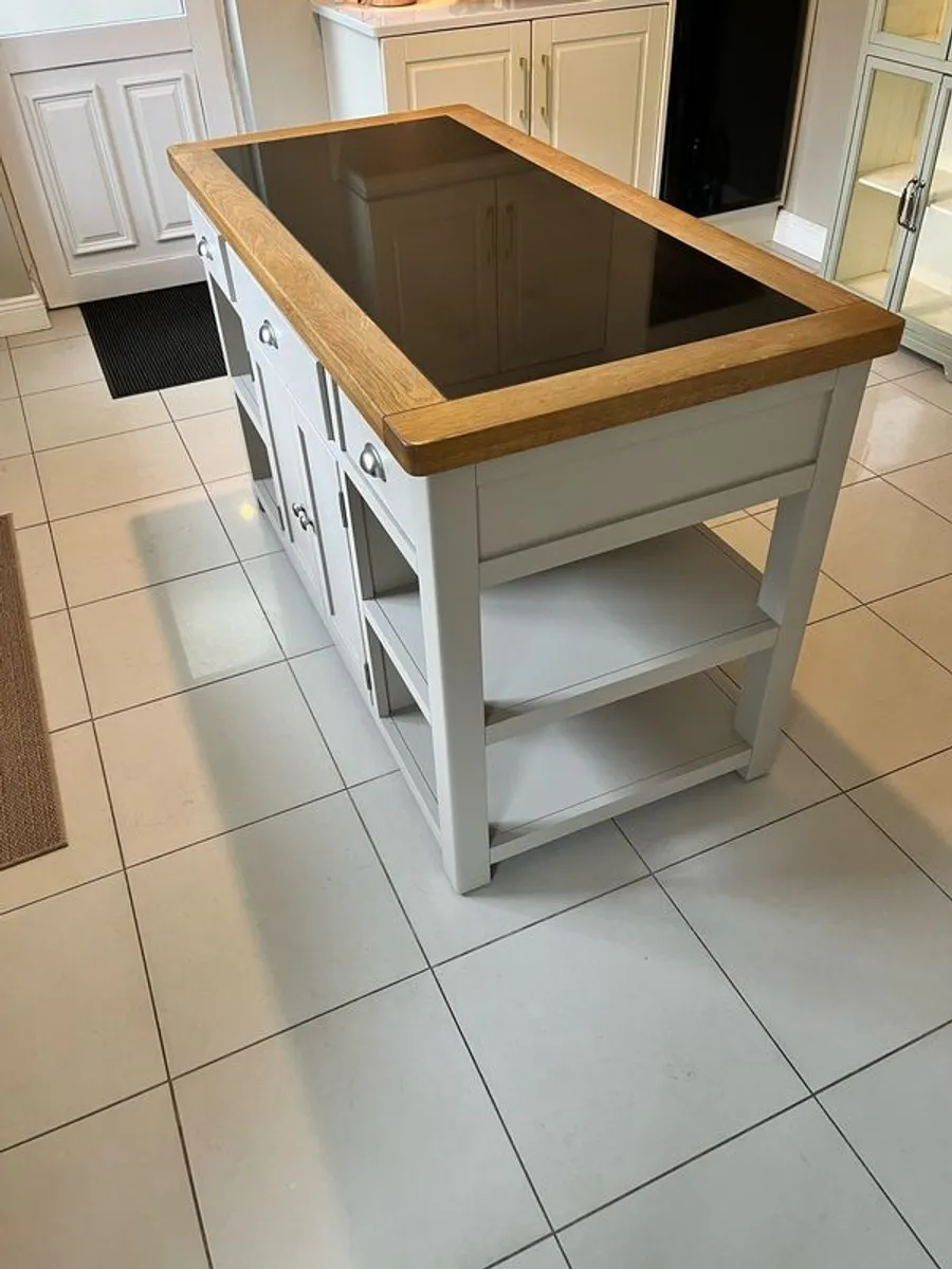 kitchen Island - Image 3