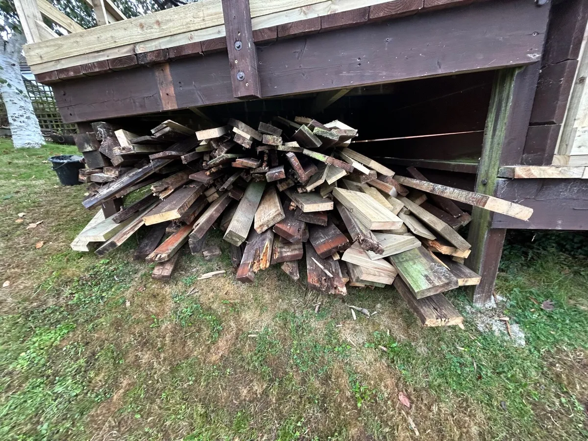Free Wood - Image 1