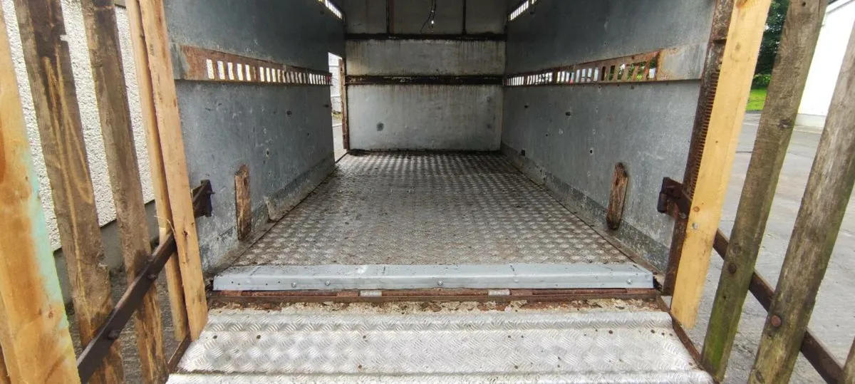 10x5 Ifor Williams Cattle Trailer - Image 2