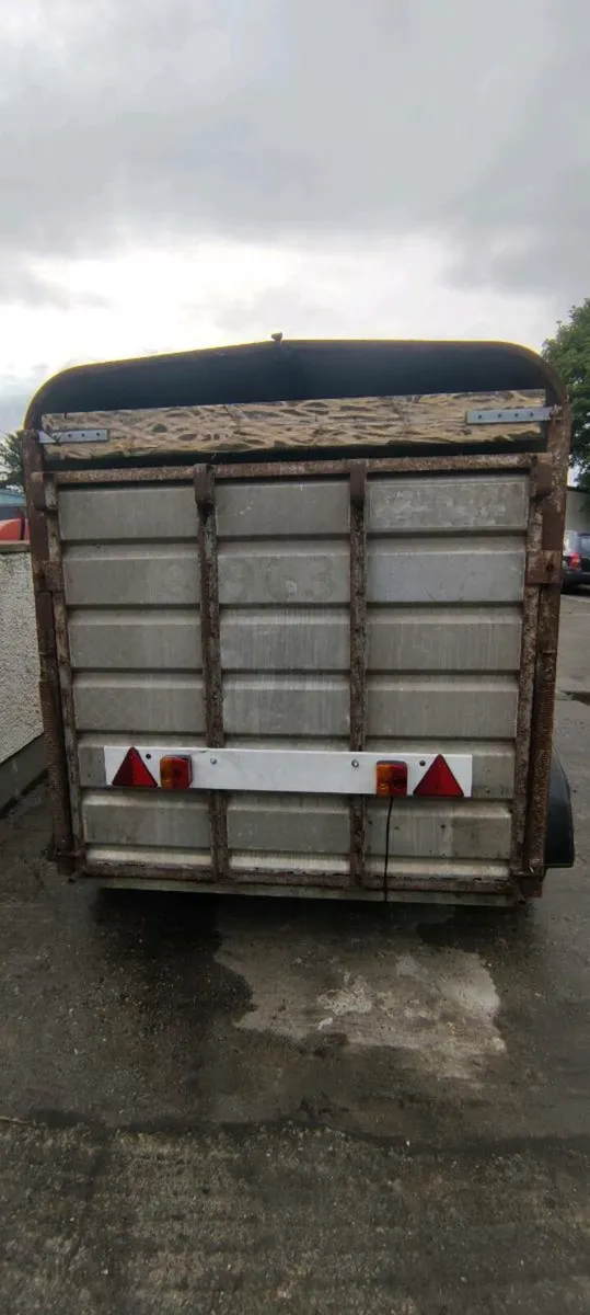 10x5 Ifor Williams Cattle Trailer - Image 4