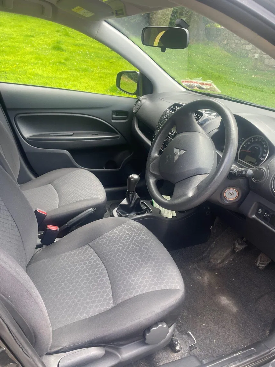 Mitsubishi Space Star 2014 - Image 2
