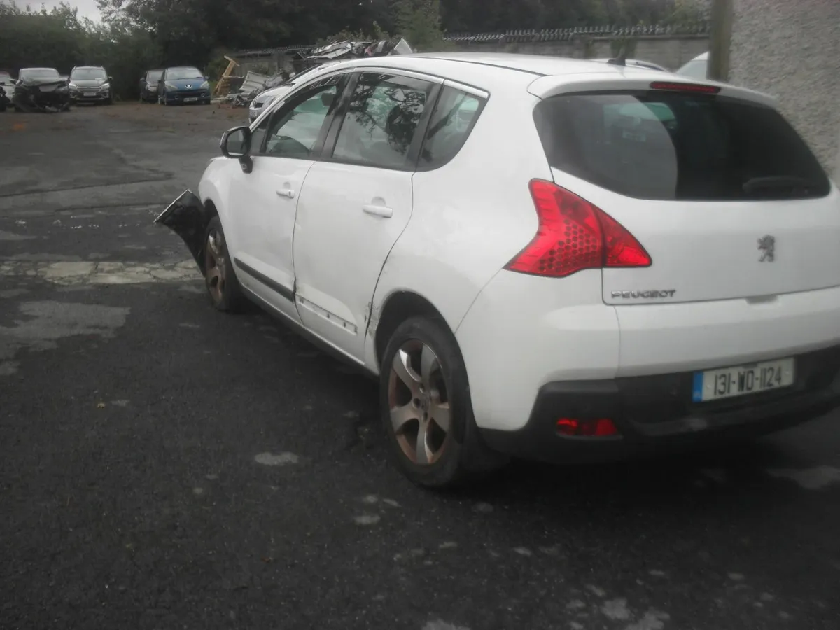 car - Image 3
