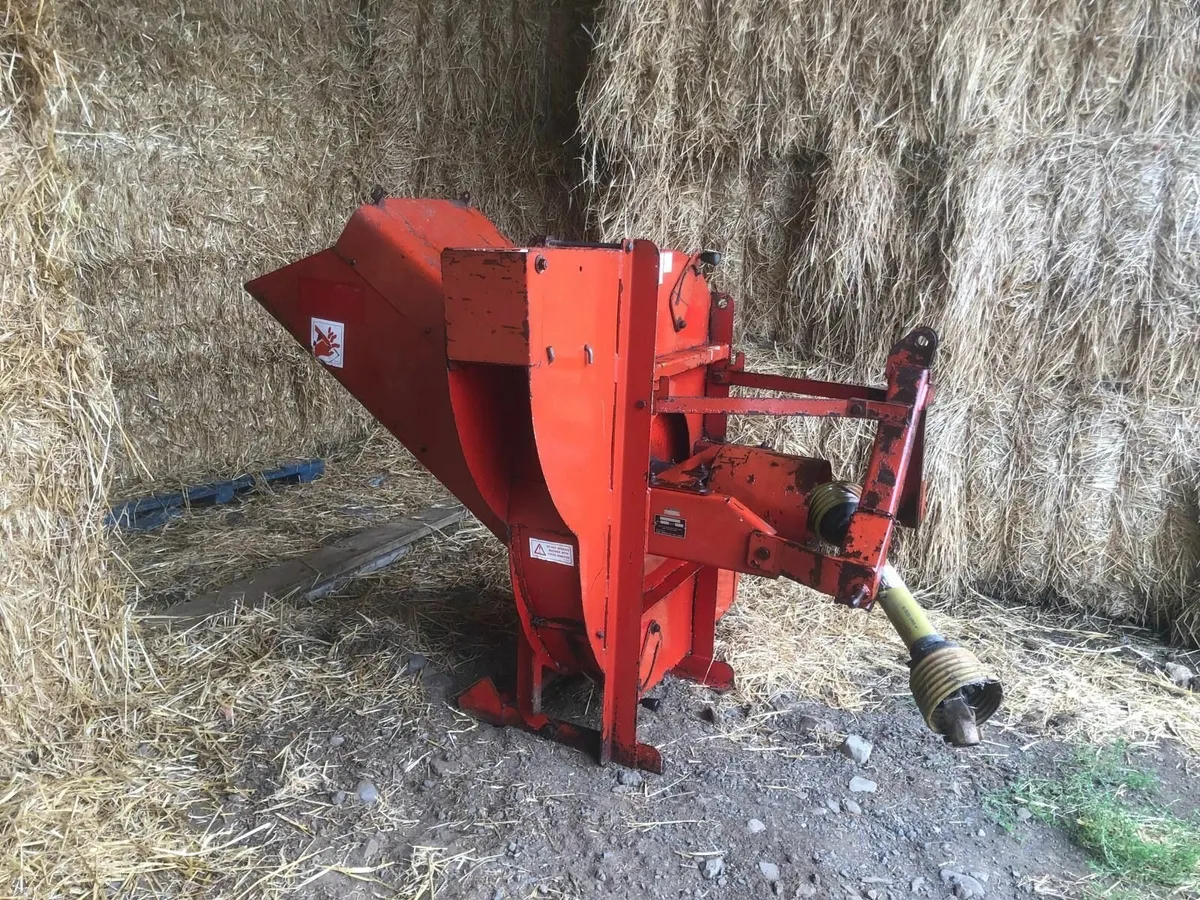 Straw Chopper - Image 1