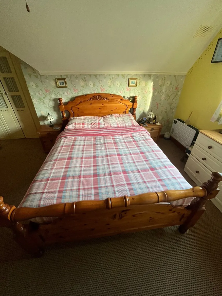 Double bed solid Pine - Image 2