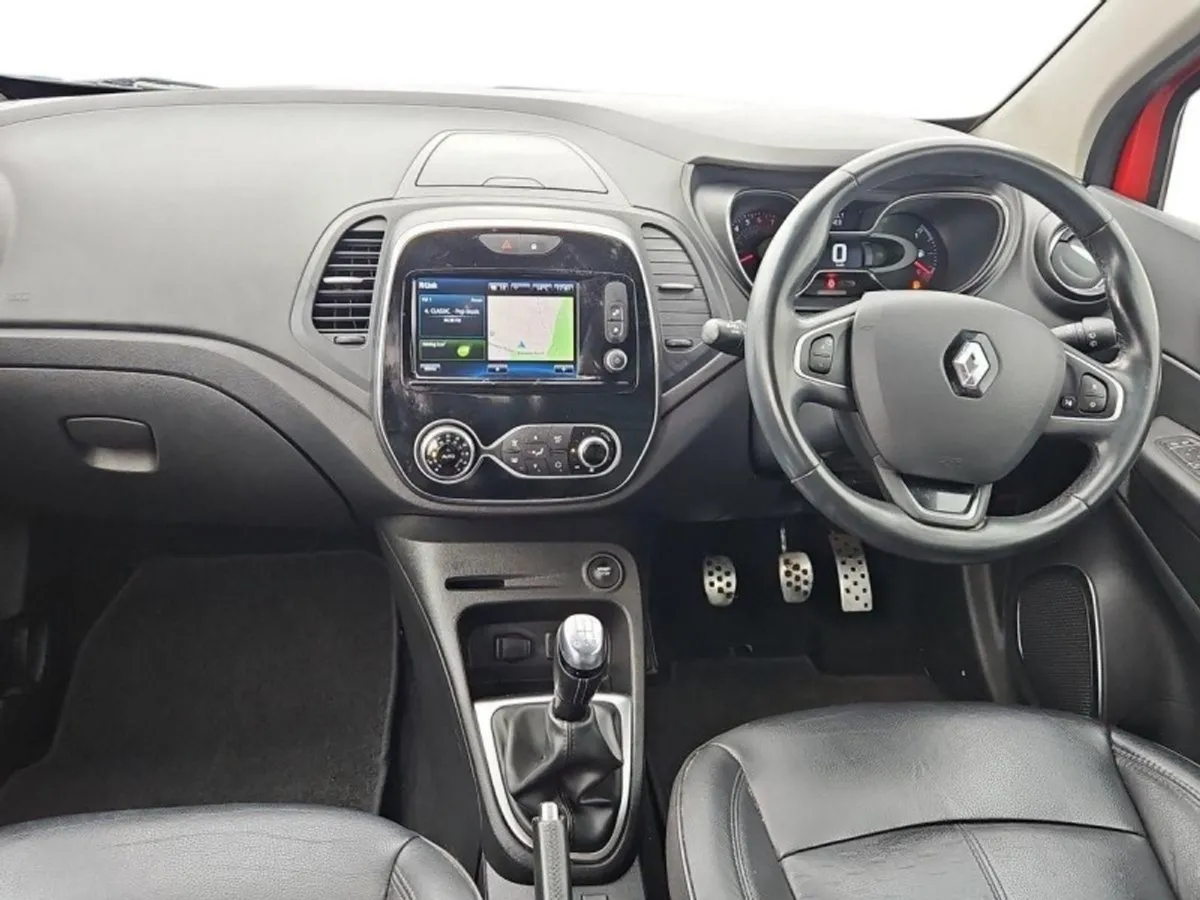 Renault Captur Tce 90 Signature X NAV - Image 2