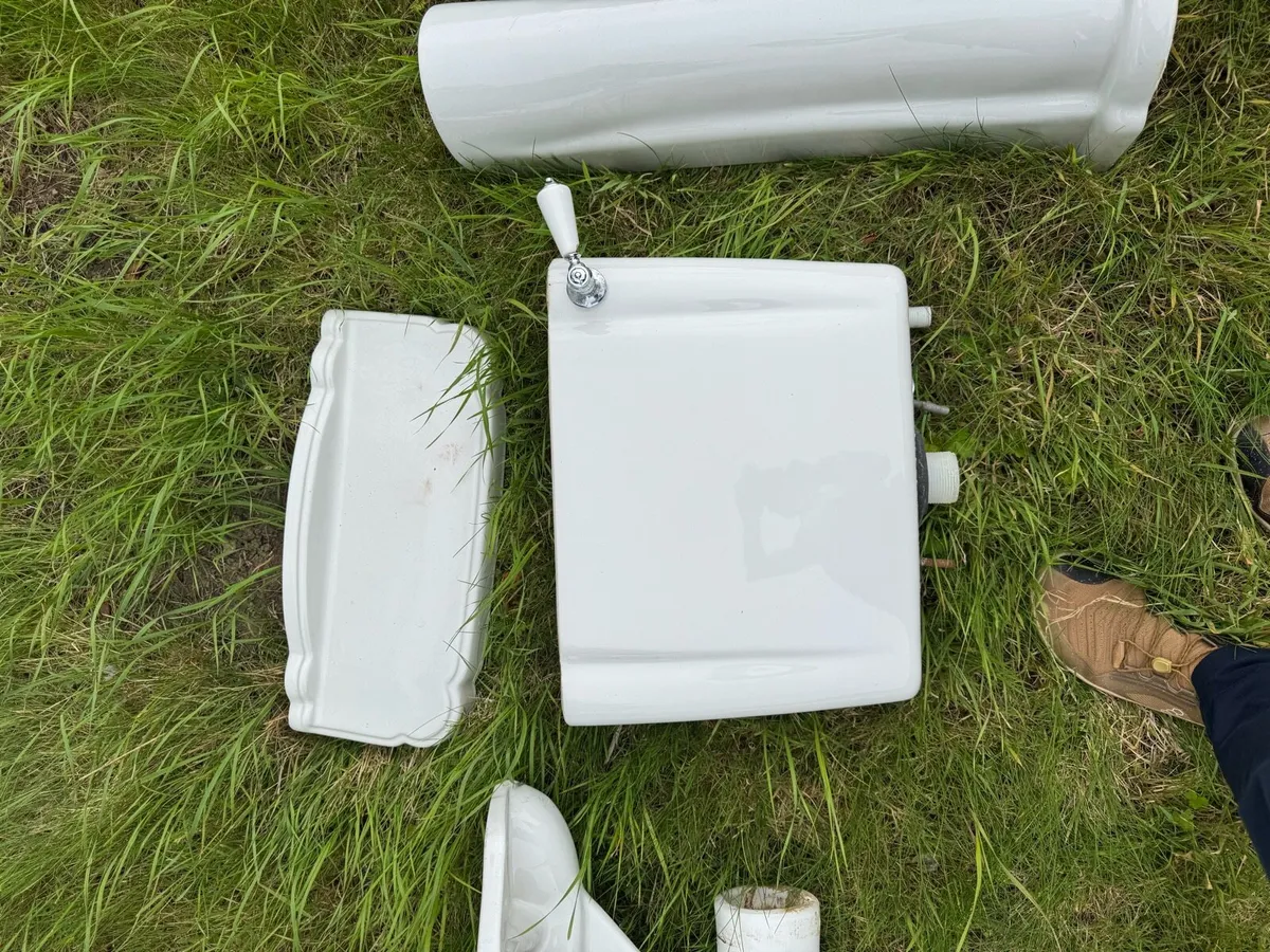 Toilet sink and shower tray - Image 3