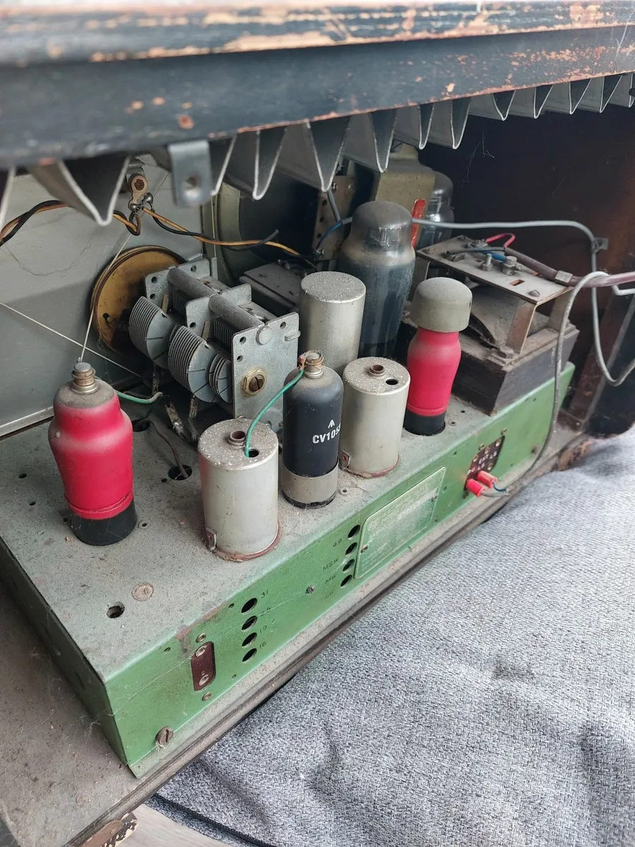Vintage 1950s Pye Radio (open 2 reasonable offers) - Image 3