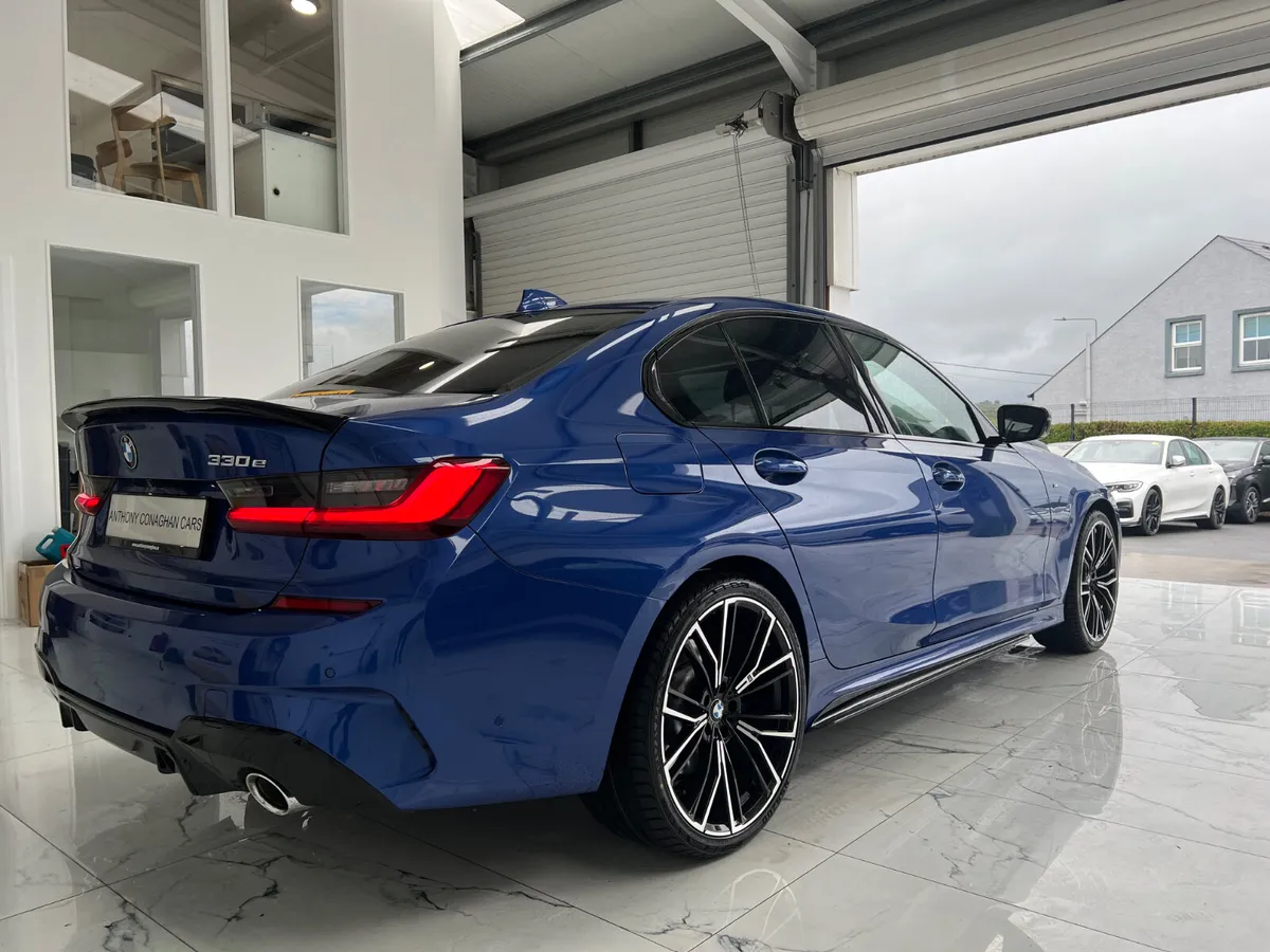 BMW 3-Series 2020 330E MSPORT - Image 3