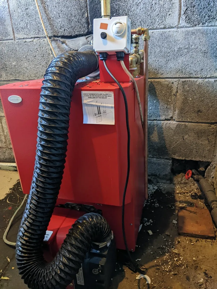 Condensing oil boiler - Image 3