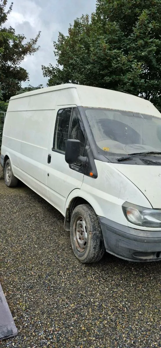 Transit van - Image 4