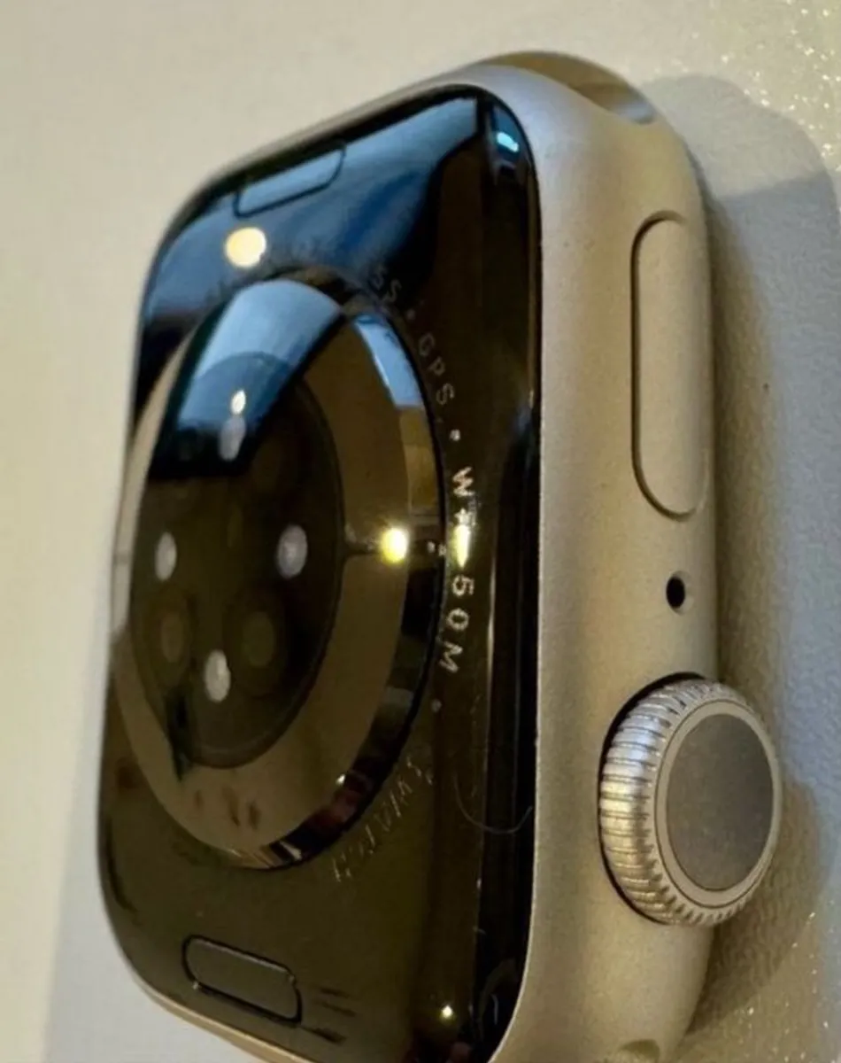 Apple Watch Series 9 GPS, 41mm, Srarlight - Image 2