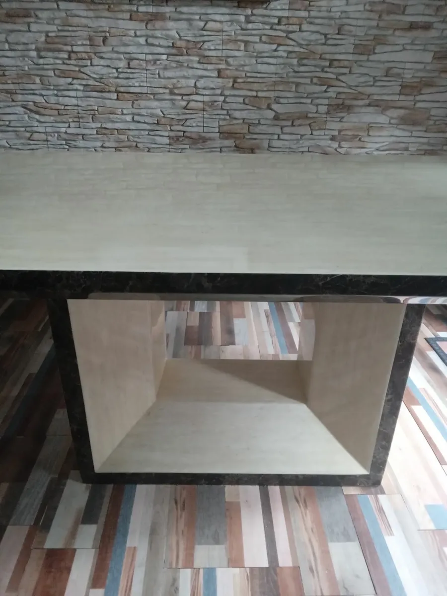 Kitchen Dining Room Table and Chairs - Image 1