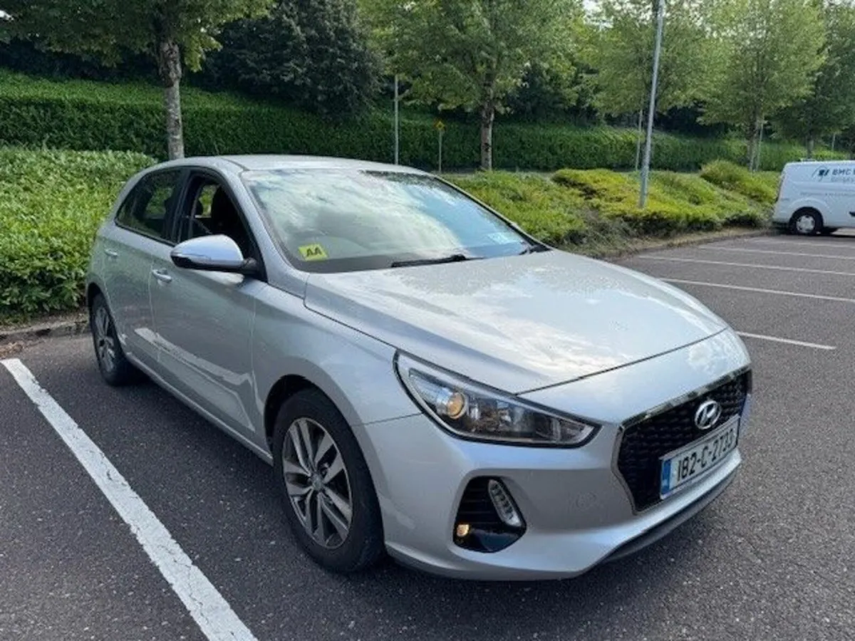 Hyundai i30, Top End Rattle. Needs attention. - Image 1