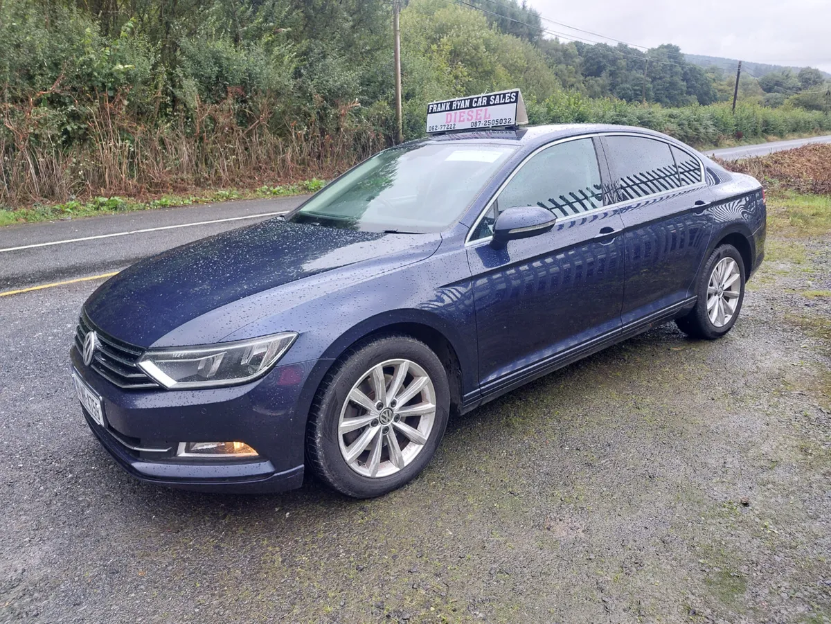 Volkswagen Passat 2016 - Image 3
