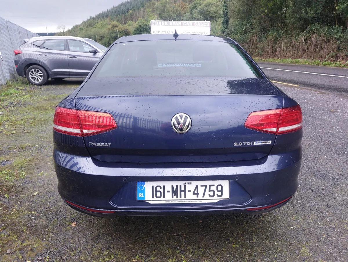 Volkswagen Passat 2016 - Image 4