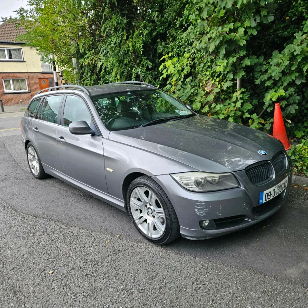 09 BMW 318 diesel Automatic - Image 2