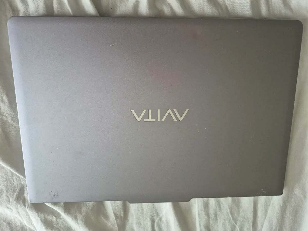 Avita liber V notebook PC - Image 1