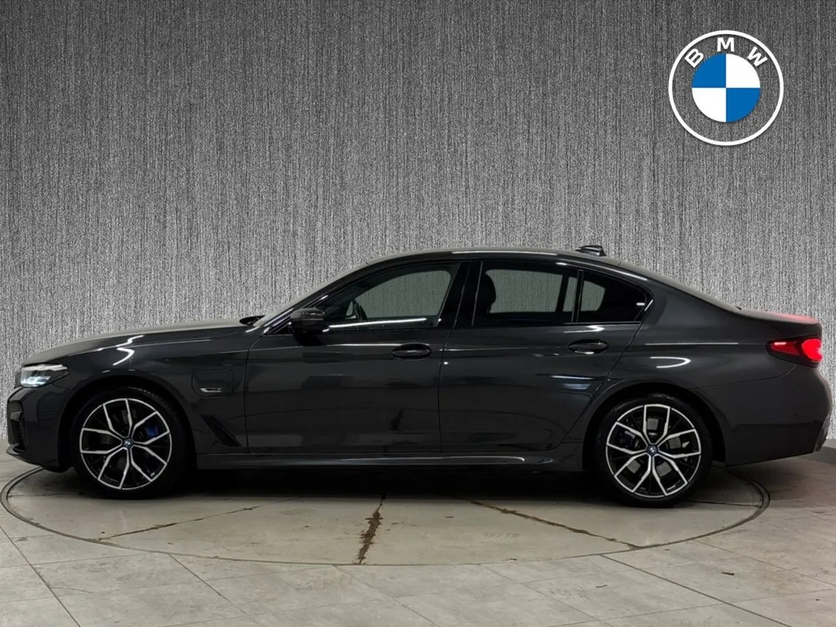 BMW 5 Series 545e Xdrive M Sport - Image 3