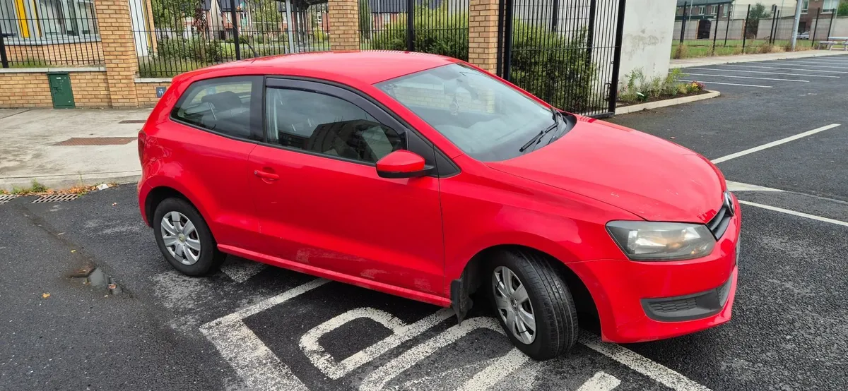 Volkswagen Polo 2011 - Image 1