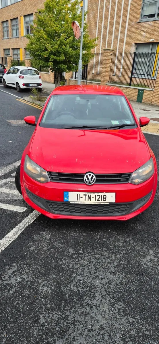 Volkswagen Polo 2011 - Image 2