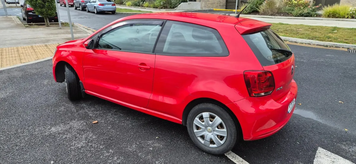 Volkswagen Polo 2011 - Image 4
