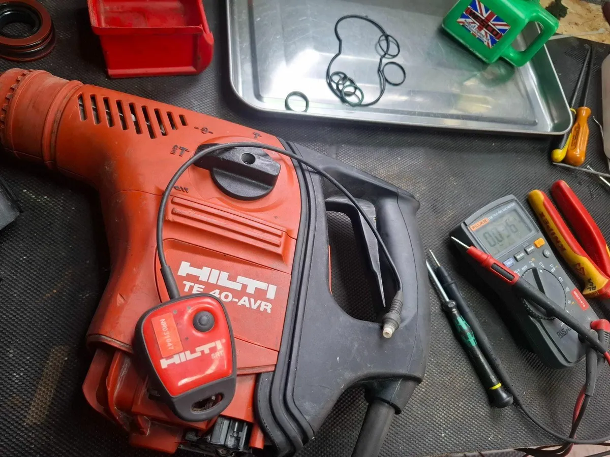 HILTI TE40 3IN1 warranty 6-months.HIILTI SERVICE. - Image 1