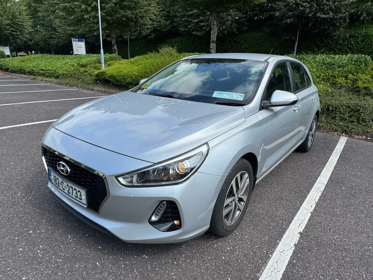Hyundai i30, Top End Rattle. Needs attention. - Image 3