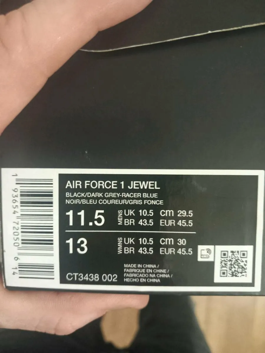 Nike air runners - Image 2