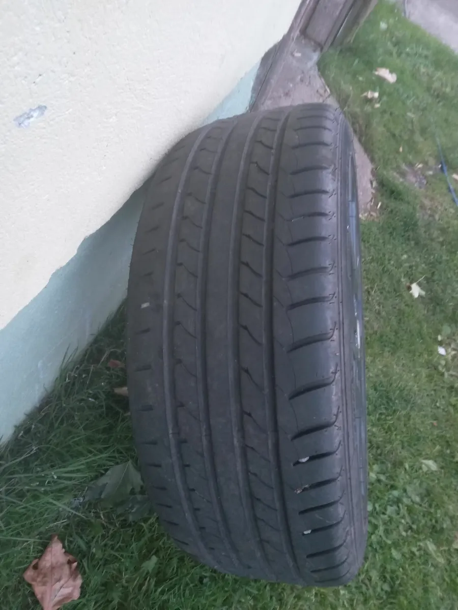 Mazda 6 alloys with near new tyres - Image 1