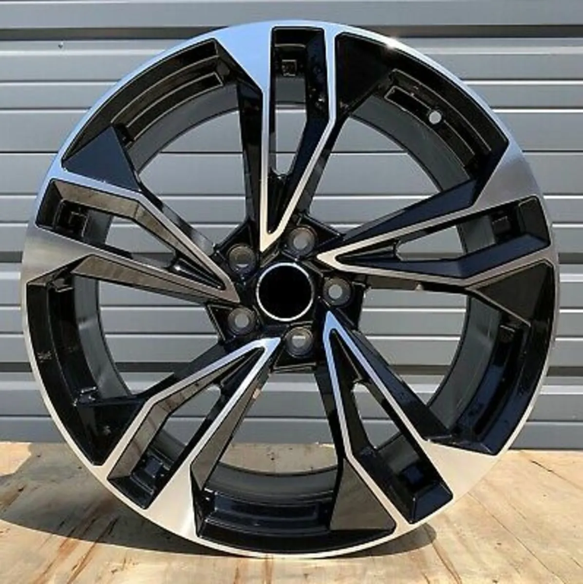 2 X  20" AUDI S5 ALLOYS - NEW - Image 1