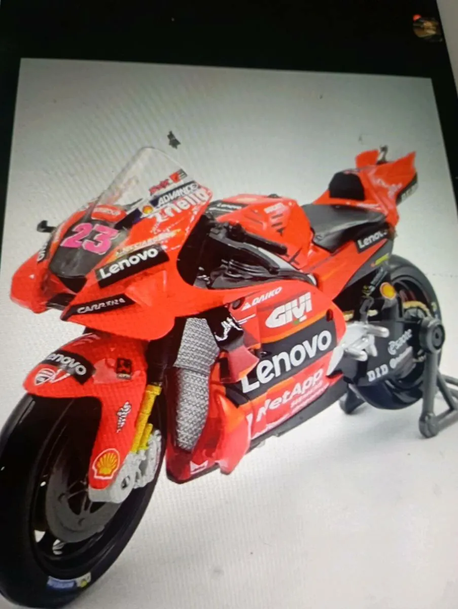 MOTO GP-DUCATI LENOVO TEAM 2022#63 MAISTO - Image 3