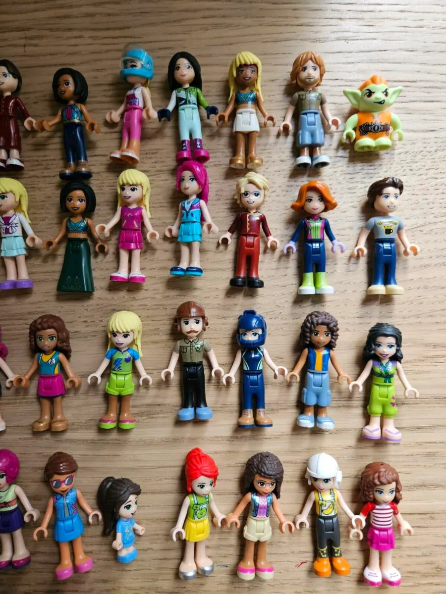 60 Lego friends minifigures - Image 3