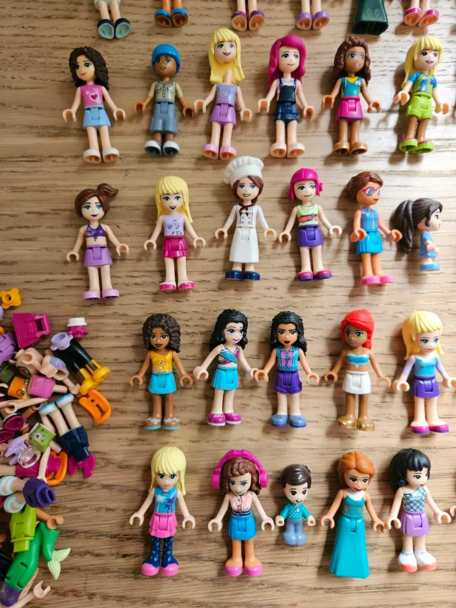 60 Lego friends minifigures - Image 4