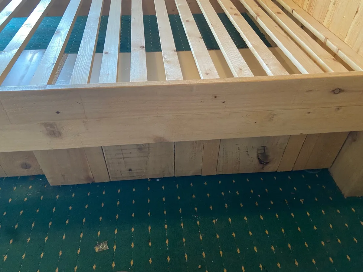 Bed - Image 2