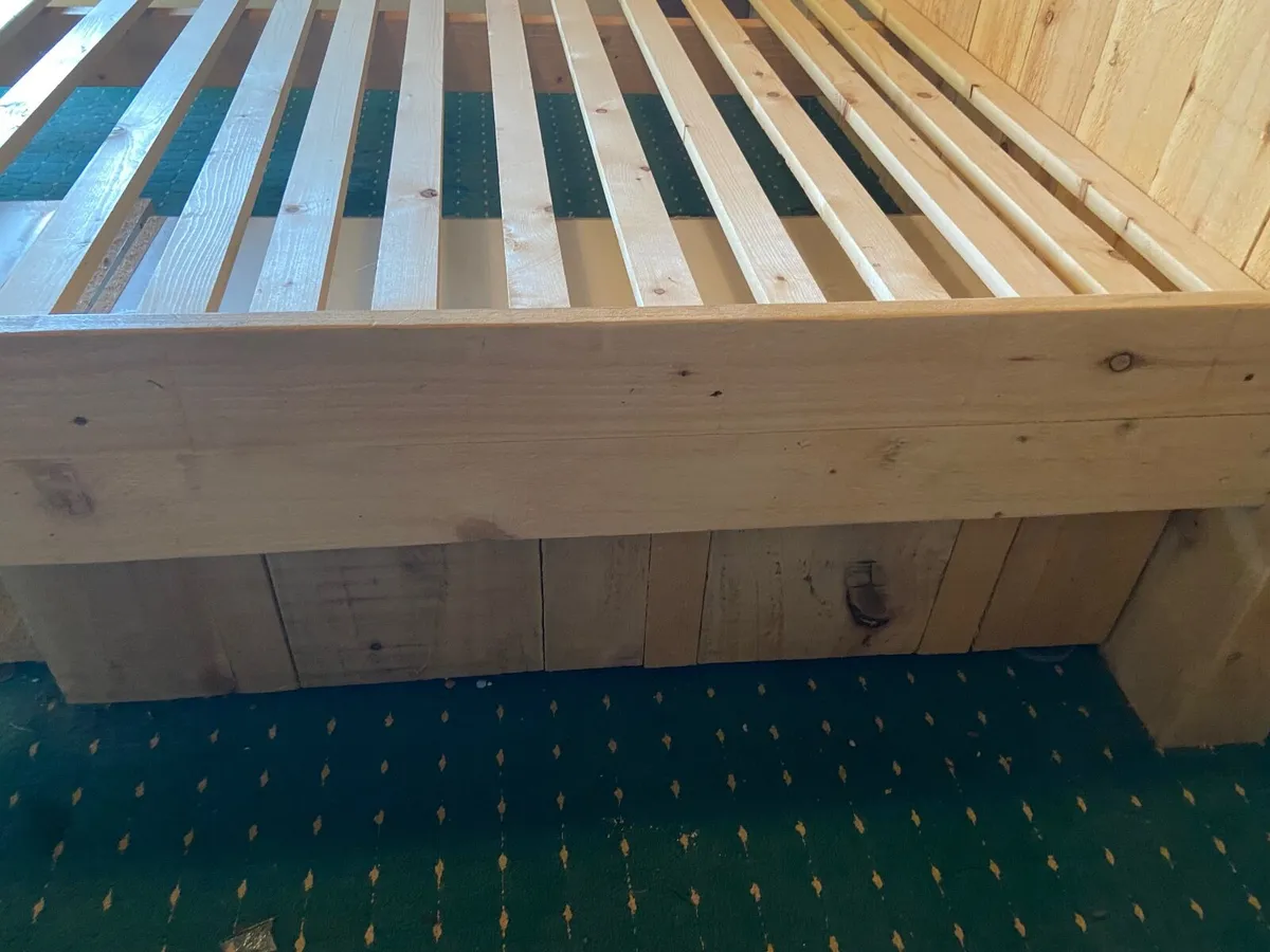 Bed - Image 3