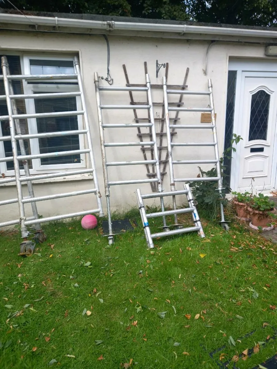 Mobile tower scaffolding - Image 2