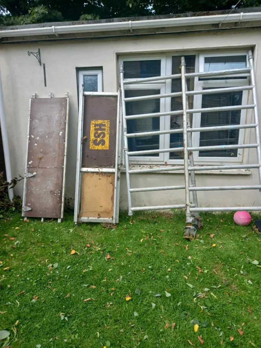 Mobile tower scaffolding - Image 3