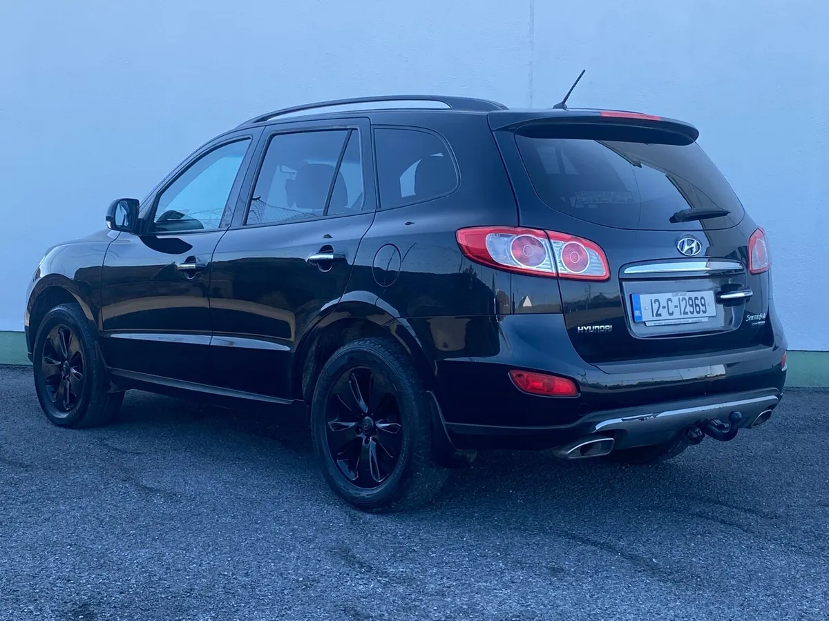Hyundai Santa-Fe 2.2 4x4 - Image 3