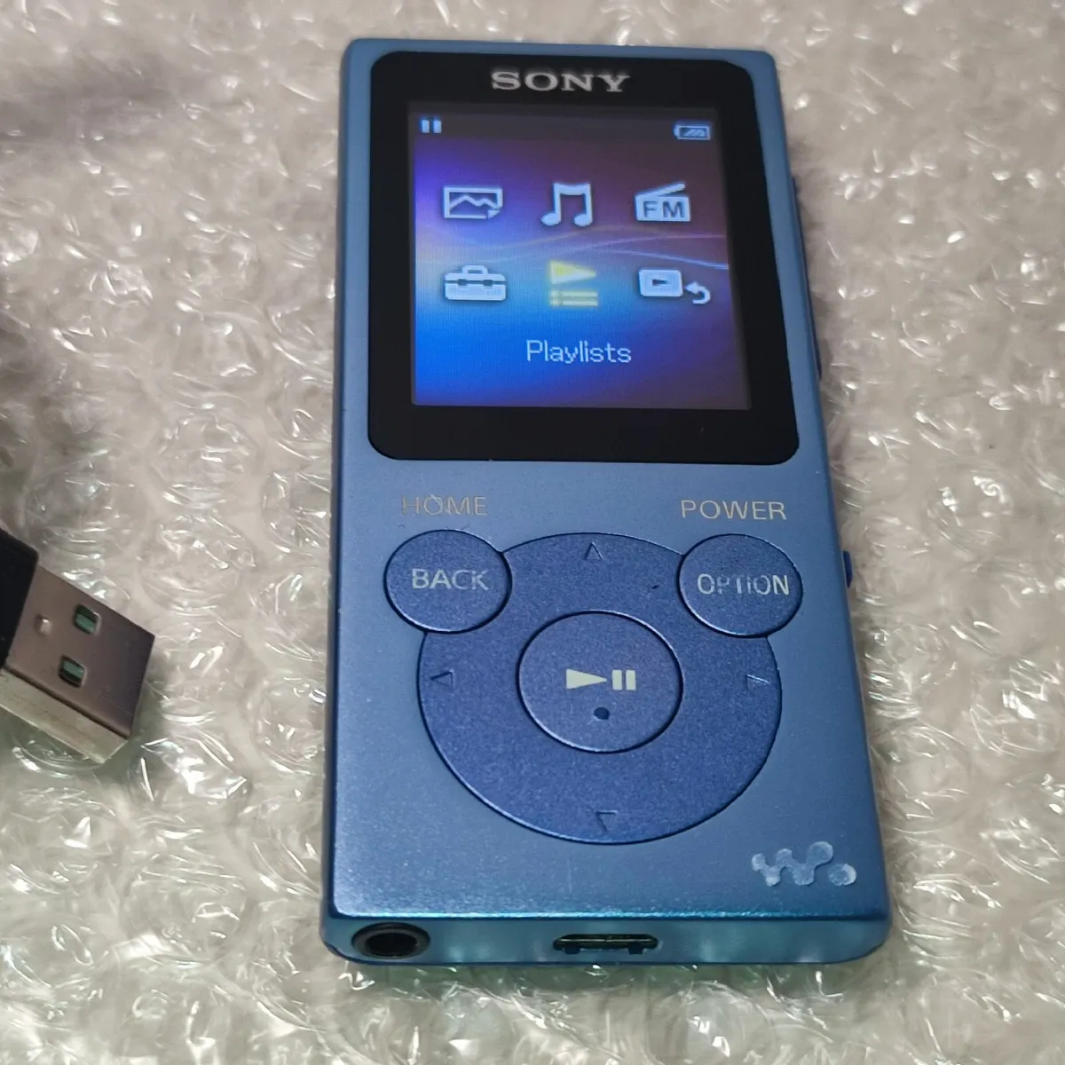 Sony Walkman NW-E394 Digital Music Player FM Radio - Image 3
