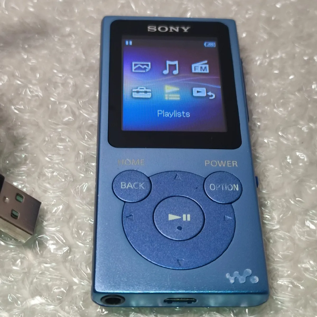 Sony Walkman NW-E394 Digital Music Player FM Radio - Image 1