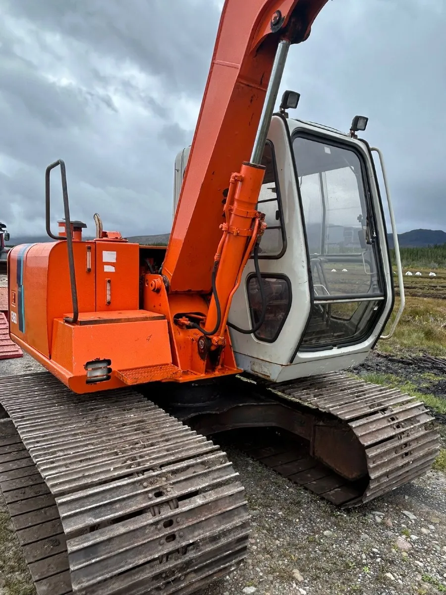 Hitachi EX60 - Image 2