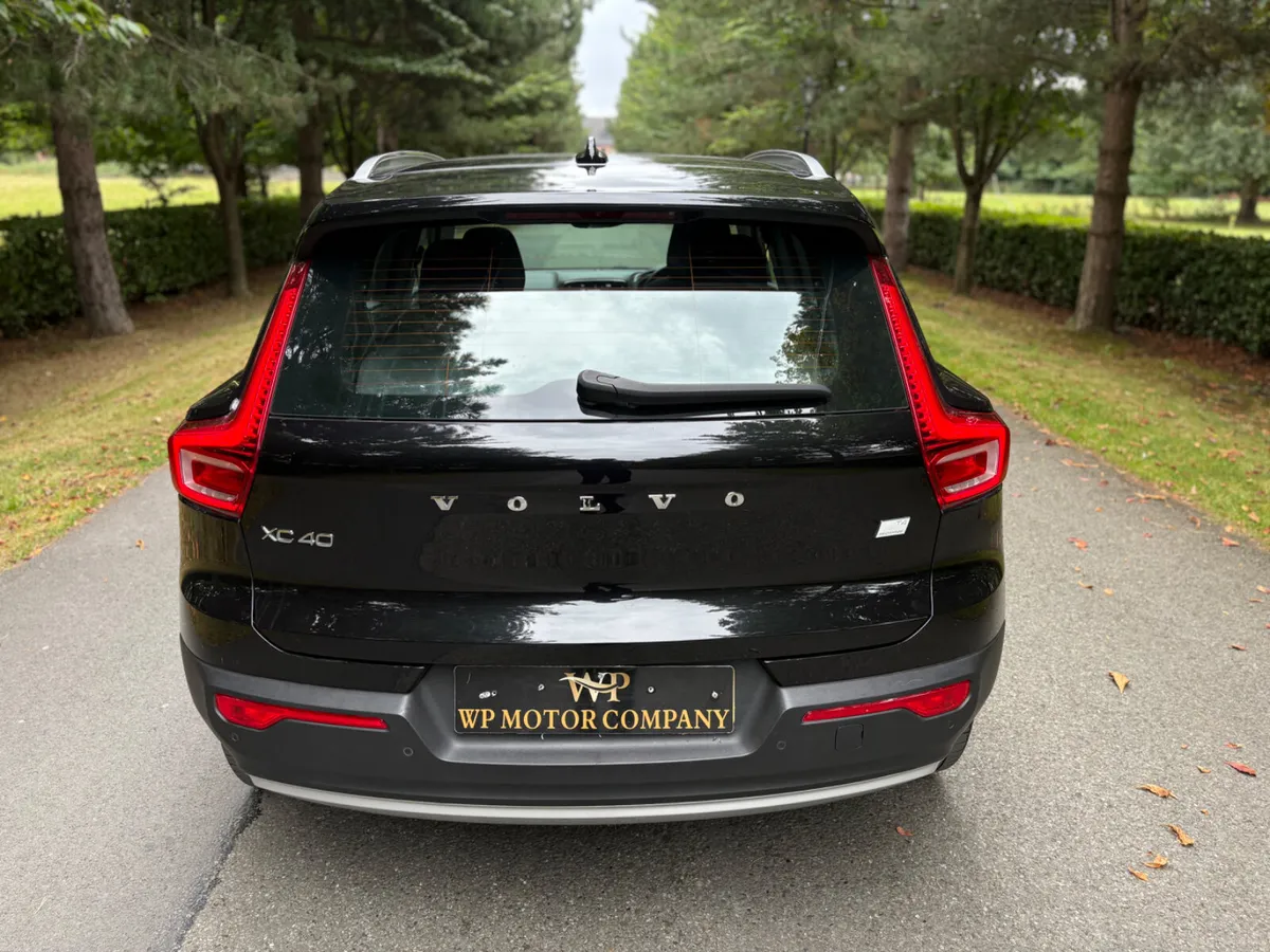 Volvo XC40 2022 - Image 4