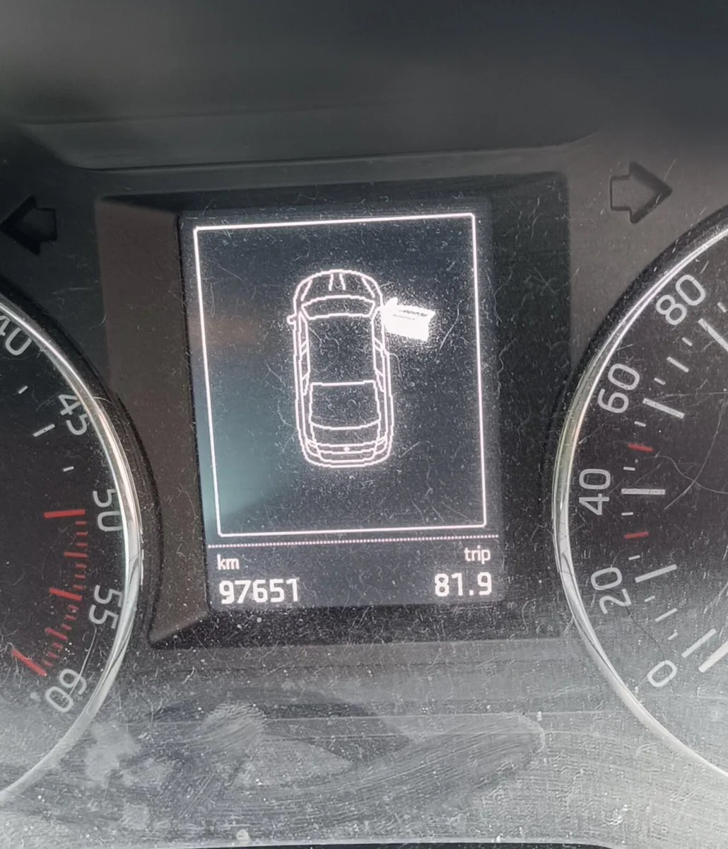 Skoda Octavia 1.6 - Image 4