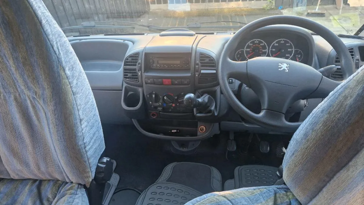 Motorhome - Image 2