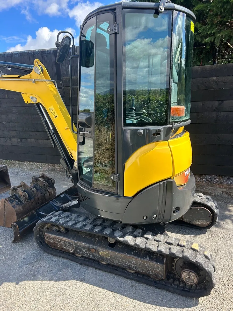 Yanmar vio26 mini digger for sale 2018 - Image 4
